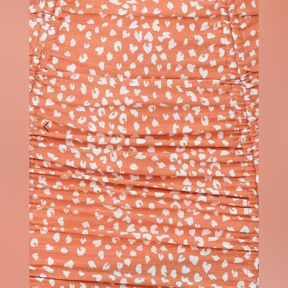 HELLO MOLLY Peach Ruched Dress- Size M - Picture 5 of 9